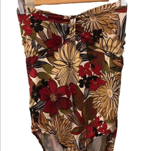 NWOT Silhouette Solutions Strapless One Piece‎ Floral Swimsuit Size 16Tall - Picture 1 of 4
